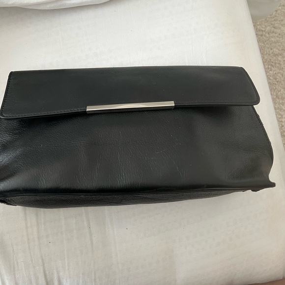 Elegant Black Leather Clutch - Picture 3 of 9